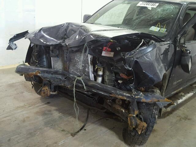 1GCDT136358130295 - 2005 CHEVROLET COLORADO BLACK photo 9