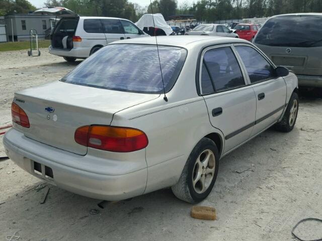 1Y1SK5282YZ402155 - 2000 CHEVROLET GEO PRIZM GRAY photo 4