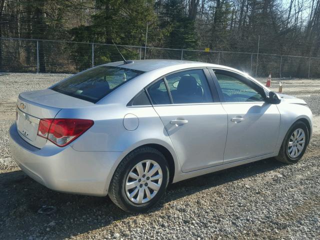 1G1PC5SH2B7223777 - 2011 CHEVROLET CRUZE LS SILVER photo 4