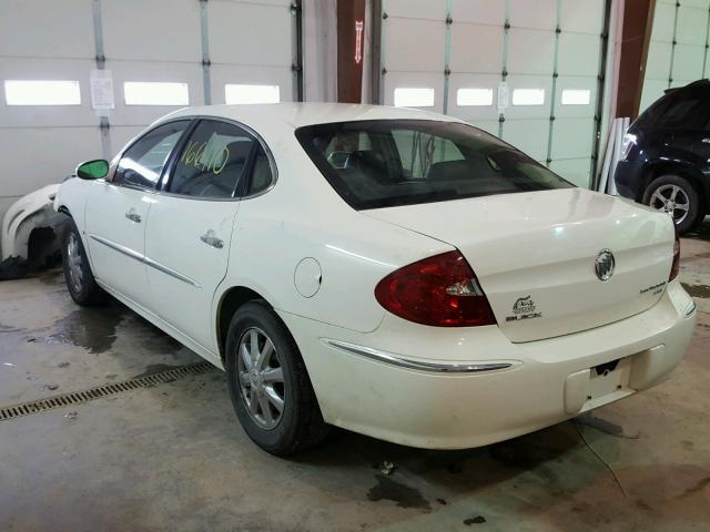 2G4WD582581148545 - 2008 BUICK LACROSSE C WHITE photo 3