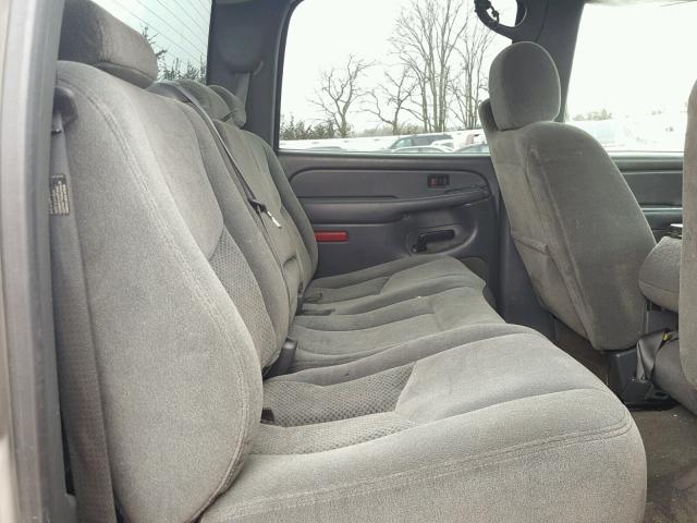 2GCEK13T451138471 - 2005 CHEVROLET SILVERADO GRAY photo 6