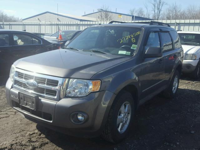 1FMCU93749KA87090 - 2009 FORD ESCAPE XLT GRAY photo 2