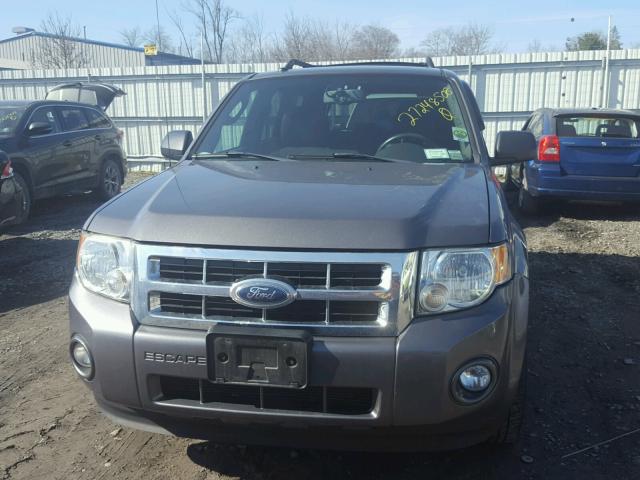 1FMCU93749KA87090 - 2009 FORD ESCAPE XLT GRAY photo 9