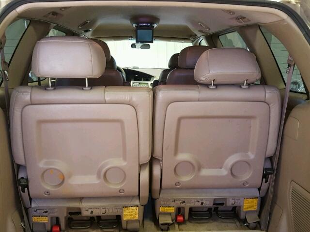 4T3ZF13C81U383104 - 2001 TOYOTA SIENNA LE SILVER photo 9