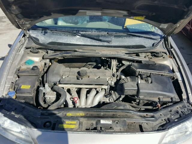 YV1RS640252480661 - 2005 VOLVO S60 GOLD photo 7