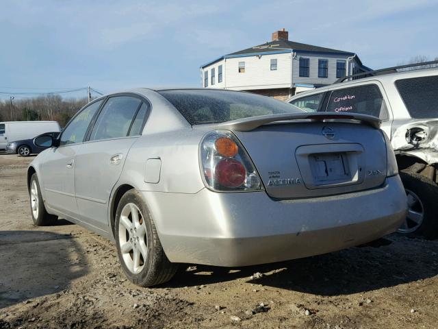 1N4AL11D22C288565 - 2002 NISSAN ALTIMA BAS SILVER photo 3