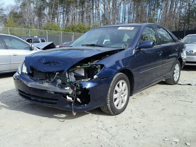 4T1BF30K03U050755 - 2003 TOYOTA CAMRY LE BLUE photo 2