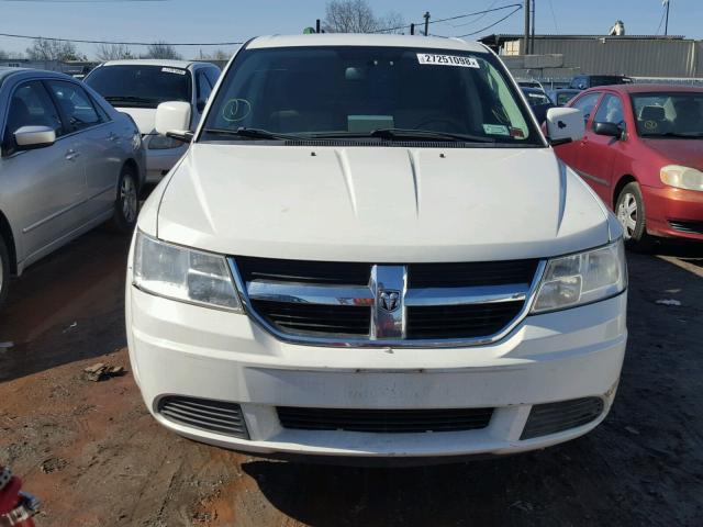 3D4GG57V79T549884 - 2009 DODGE JOURNEY SX WHITE photo 9