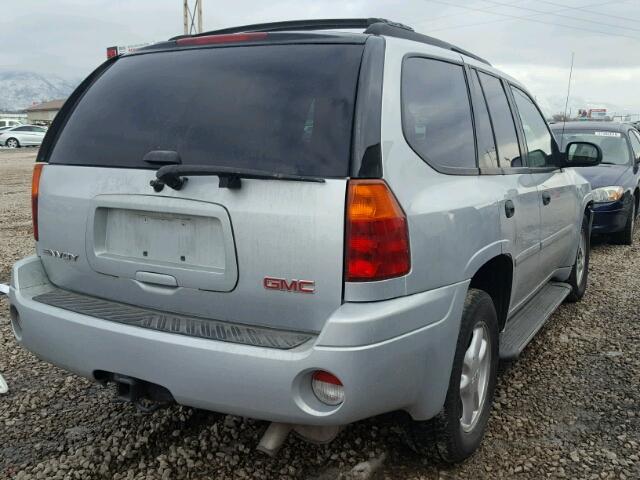 1GKDT13S972293007 - 2007 GMC ENVOY SILVER photo 4