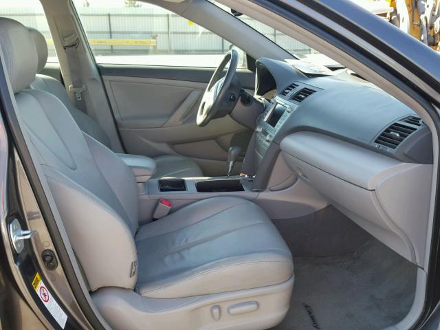 JTNBB46K873041709 - 2007 TOYOTA CAMRY NEW GRAY photo 5