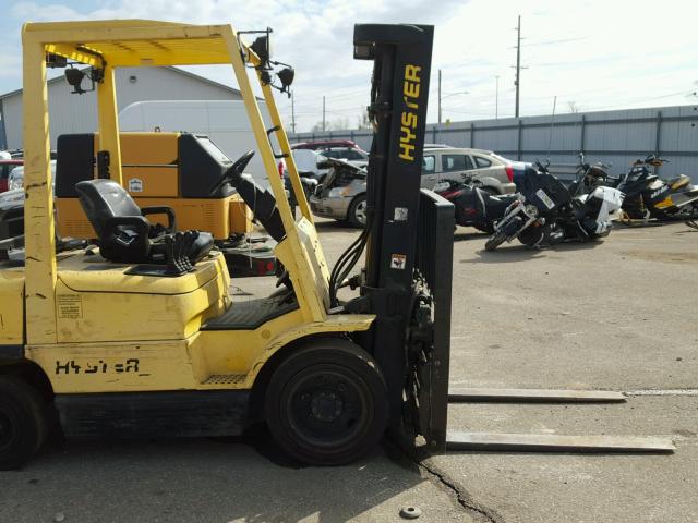 H177B52916B - 2004 HYST FORKLIFT YELLOW photo 9