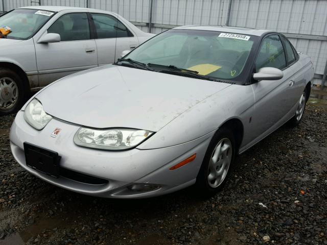 1G8ZR12751Z109820 - 2001 SATURN SC2 SILVER photo 2