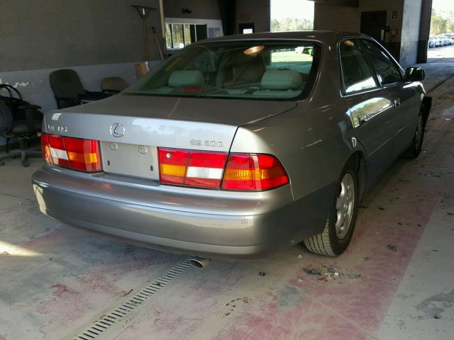 JT8BF28G1X0170140 - 1999 LEXUS ES 300 TAN photo 4