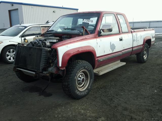 2GTGK39N2L1508388 - 1990 GMC SIERRA K35 BURGUNDY photo 2