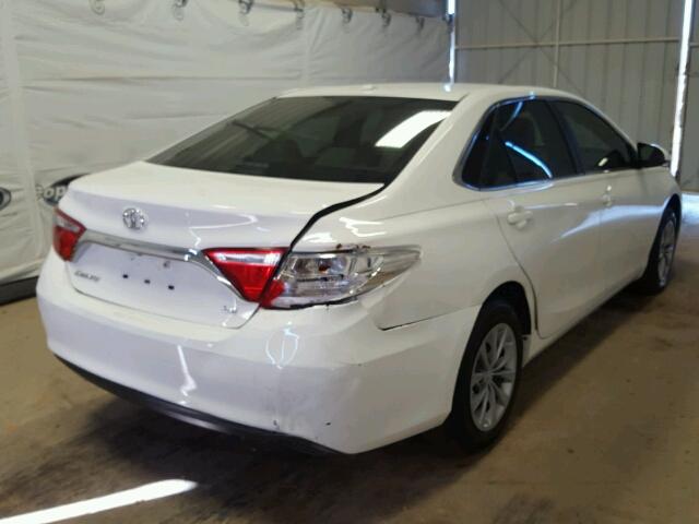 4T1BF1FK5FU015256 - 2015 TOYOTA CAMRY LE WHITE photo 4