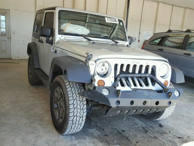 1J8FA24128L636055 - 2008 JEEP WRANGLER X SILVER photo 1