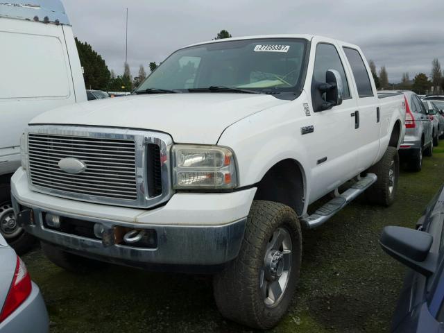 1FTSW21PX6EA80532 - 2006 FORD F250 WHITE photo 2