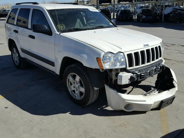 1J4HR48N86C217412 - 2006 JEEP GRAND CHER WHITE photo 1