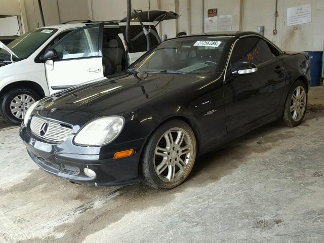 WDBKK49F34F305186 - 2004 MERCEDES-BENZ SLK 230 KO BLACK photo 2