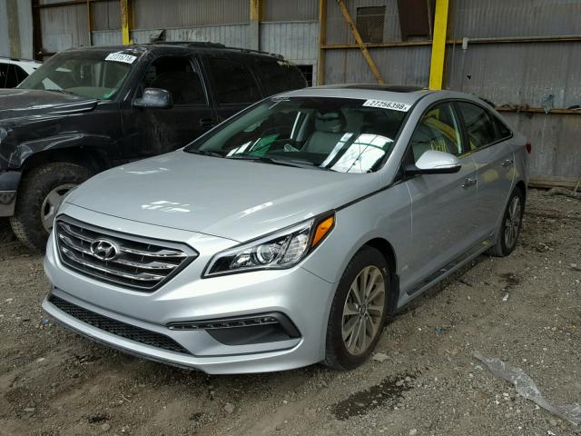 5NPE34AF6HH581347 - 2017 HYUNDAI SONATA SPO SILVER photo 2