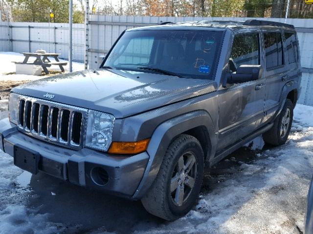 1J8HG48K87C661692 - 2007 JEEP COMMANDER TAN photo 2