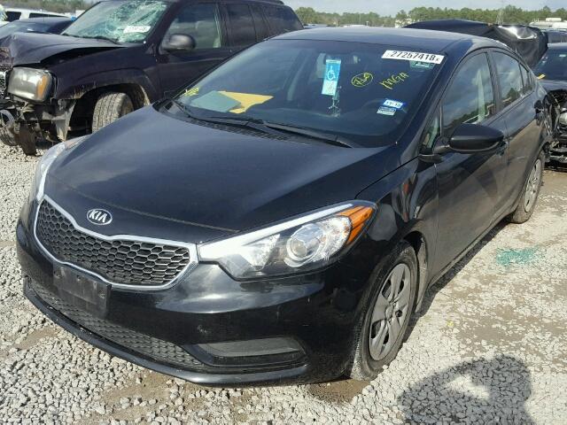 KNAFK4A67G5492678 - 2016 KIA FORTE LX BLACK photo 2