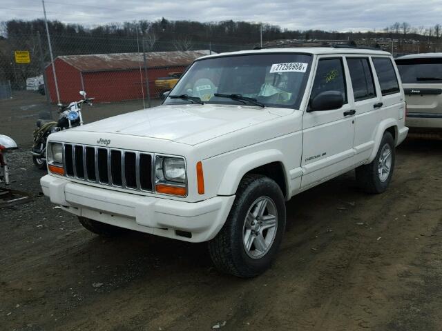 1J4FF68S01L519934 - 2001 JEEP CHEROKEE L WHITE photo 2