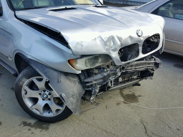 WBAFB33561LH23543 - 2001 BMW X5 4.4I SILVER photo 9