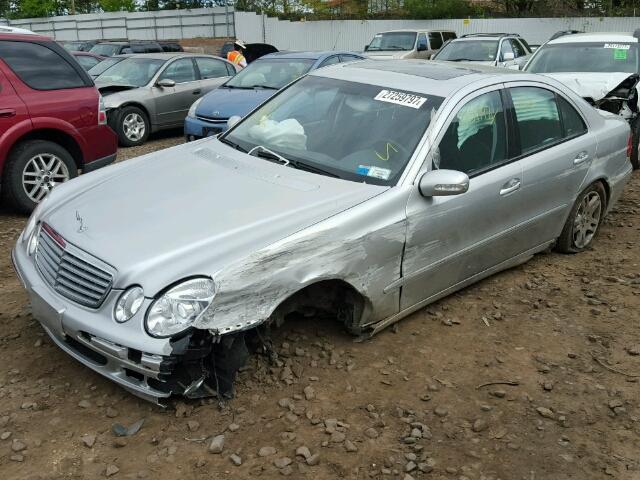 WDBUF65JX3A201583 - 2003 MERCEDES-BENZ E 320 SILVER photo 2