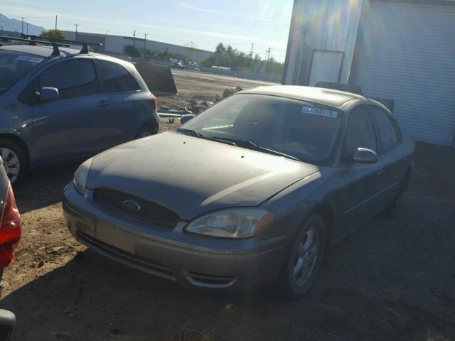 1FAFP53U84A132639 - 2004 FORD TAURUS SE GRAY photo 2