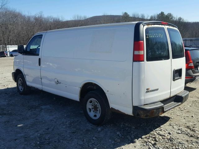 1GCGG25C391105941 - 2009 CHEVROLET EXPRESS G2 WHITE photo 3