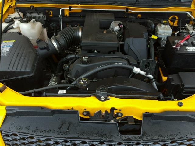 1GCCS136248182756 - 2004 CHEVROLET COLORADO YELLOW photo 7