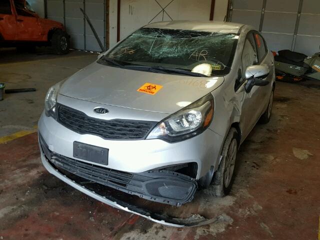 KNADM4A33D6130117 - 2013 KIA RIO LX Արծաթագույն լուսանկար 2