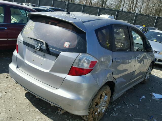 JHMGE88469C000701 - 2009 HONDA FIT SPORT GRAY photo 4