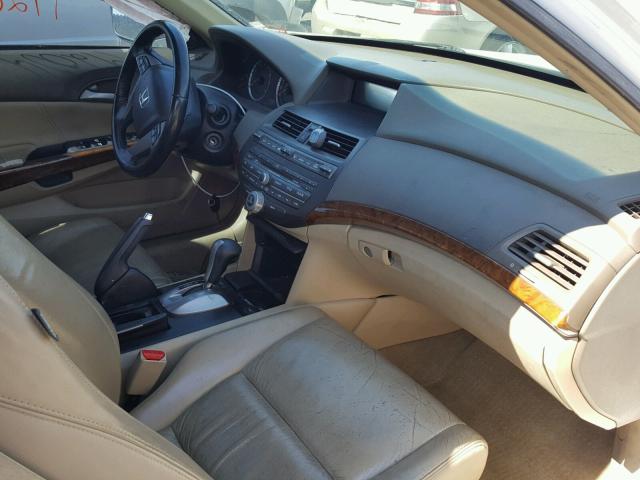 1HGCP26849A112052 - 2009 HONDA ACCORD EXL WHITE photo 5