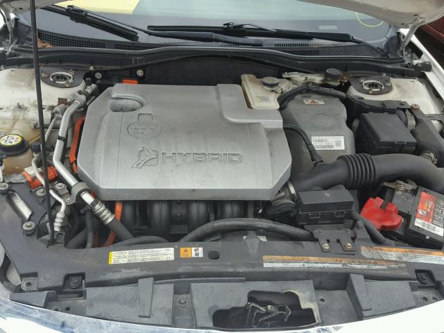 3FADP0L33AR113242 - 2010 FORD FUSION HYB WHITE photo 7