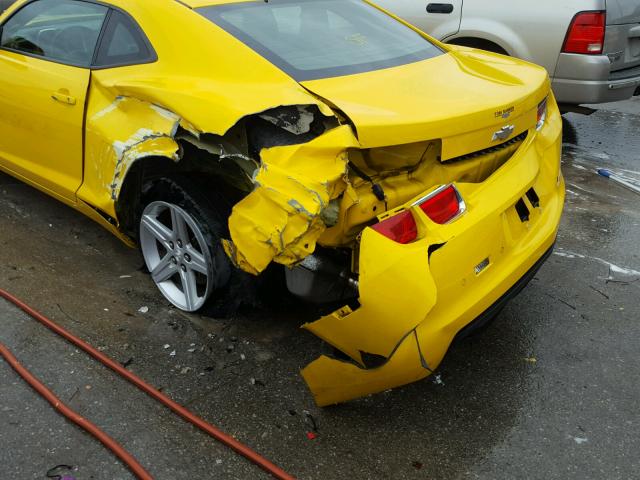 2G1FB1ED8B9137582 - 2011 CHEVROLET CAMARO LT YELLOW photo 9