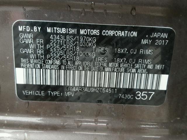 JA4AR3AU9HZ054511 - 2017 MITSUBISHI OUTLANDER GRAY photo 10