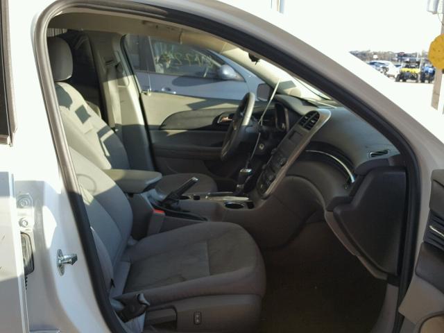 1G11B5SL2FF179305 - 2015 CHEVROLET MALIBU LS თეთრი ფოტო 5