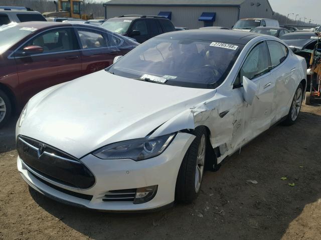 5YJSA1H1XEFP33481 - 2014 TESLA MODEL S WHITE photo 2