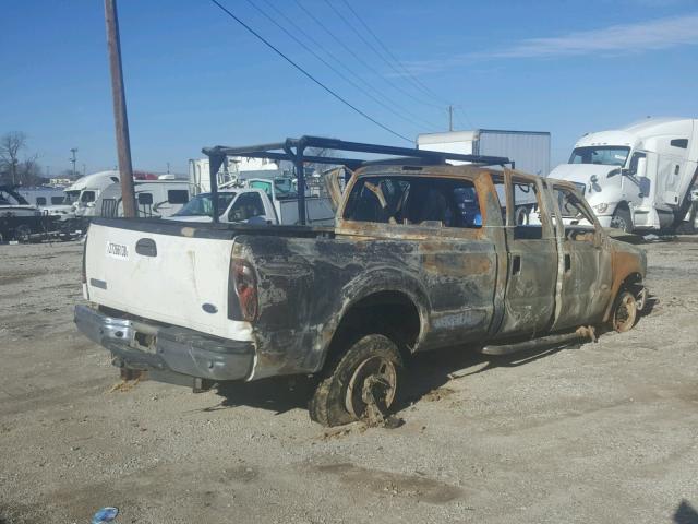 1FTWW31P76EC64673 - 2006 FORD F350 SRW S WHITE photo 4