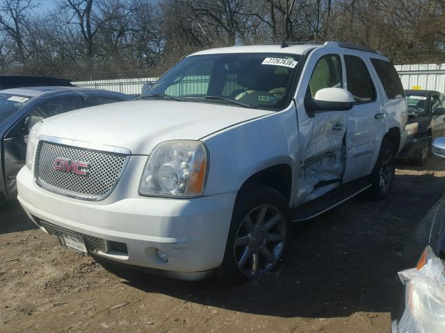 1GKFK63827J341160 - 2007 GMC YUKON DENA WHITE photo 2