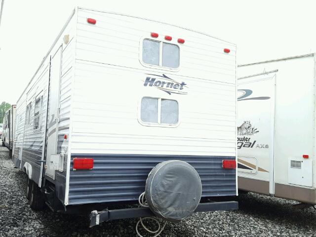 4YDT32B2077200549 - 2007 KEYSTONE HORNET WHITE photo 3