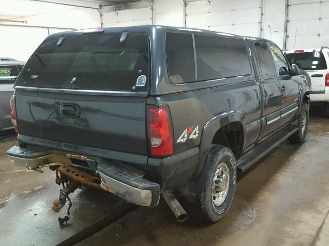 1GCHK29U74E315708 - 2004 CHEVROLET SILVERADO GRAY photo 4