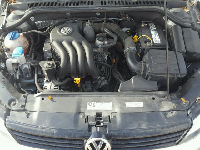 3VW2K7AJXDM215565 - 2013 VOLKSWAGEN JETTA BASE 银色 照片 7