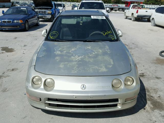 JH4DB7669VS000489 - 1997 ACURA INTEGRA GS GRAY photo 9