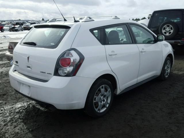 5Y2SM67069Z405889 - 2009 PONTIAC VIBE WHITE photo 4