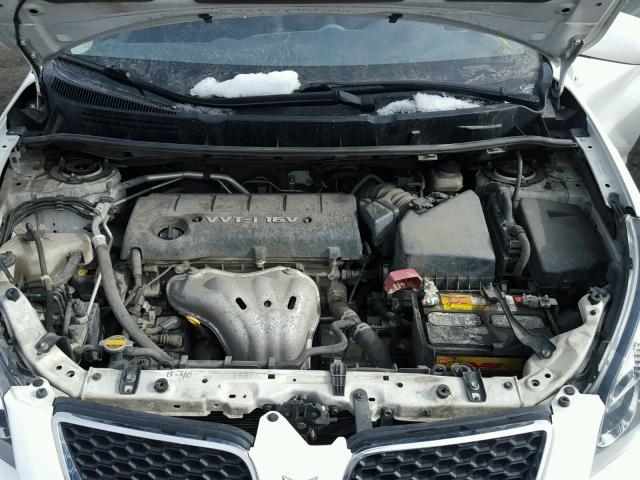 5Y2SM67069Z405889 - 2009 PONTIAC VIBE WHITE photo 7