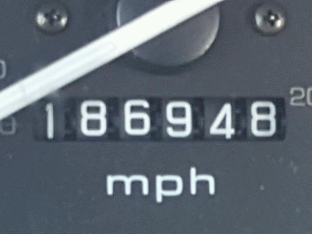 2HGEJ6612YH501910 - 2000 HONDA CIVIC BASE SILVER photo 8