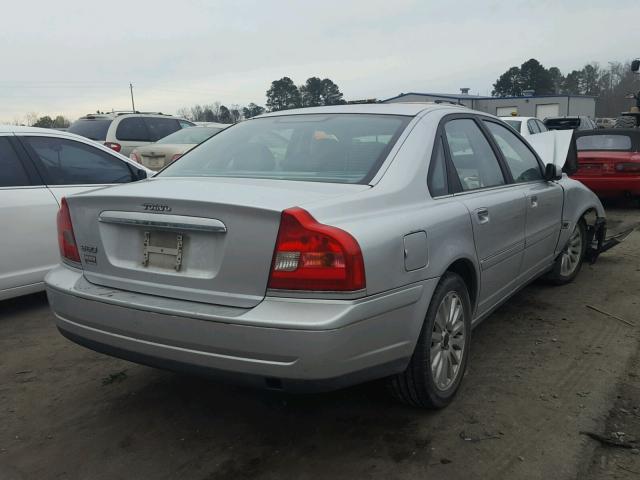 YV1TS92D841344875 - 2004 VOLVO S80 SILVER photo 4